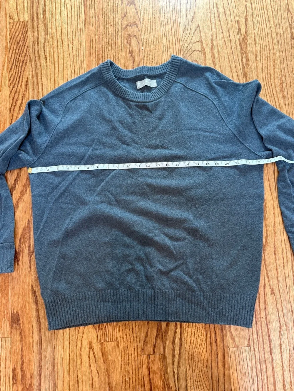 Everlane Men's Crewneck Cashmere Sweater in Slate Blue